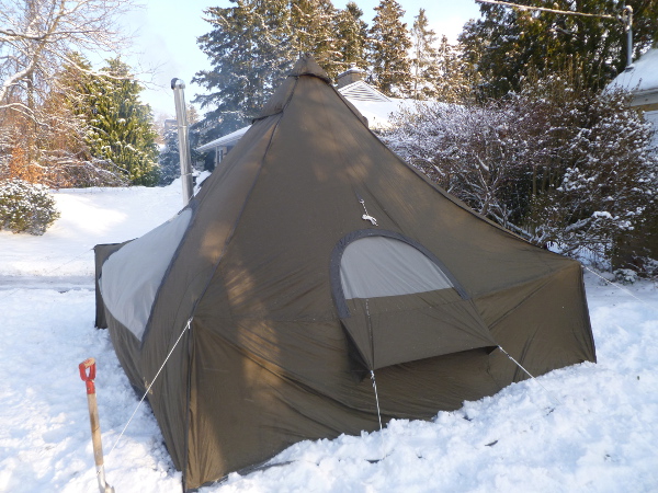 tent at home